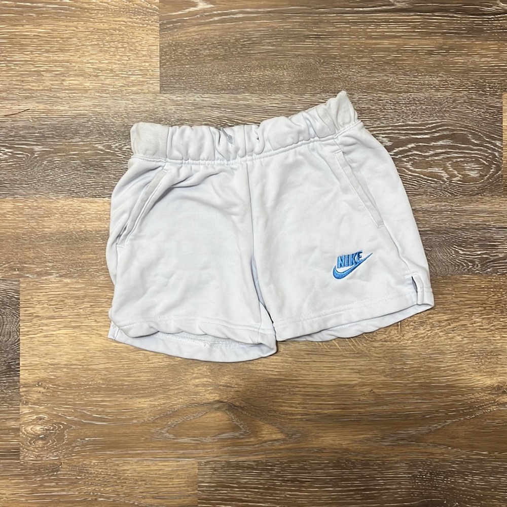 Nike shorts like new